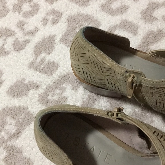 1. State Iddah Perforated Cutaway Bootie - Picture 8 of 8